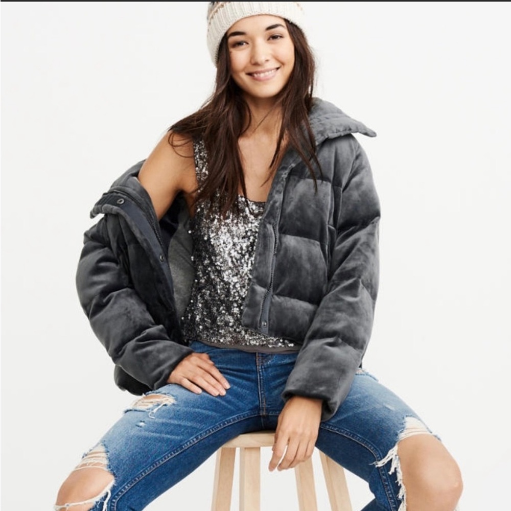 Abercrombie & Fitch Velvet puffer Size L